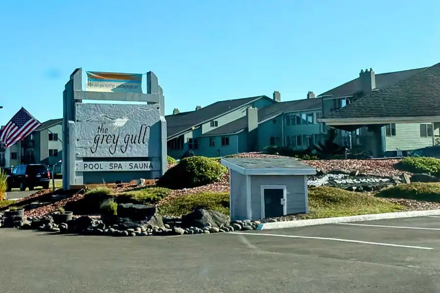 The Grey Gull hotel sign and exterior in Ocean Shores, Washington