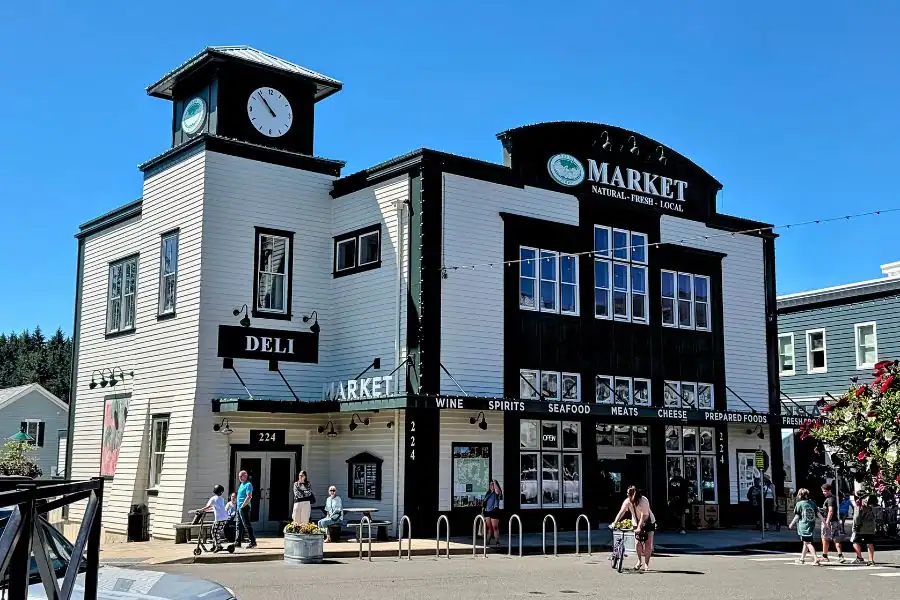 Exterior of the market and deli in Seabrook, Washington